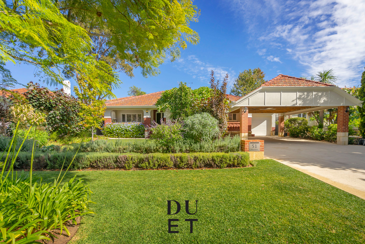 FULLY RENOVATED FAMILY HAVEN