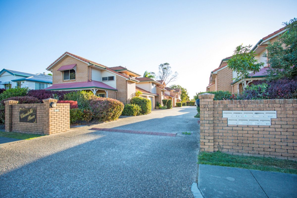 Inner City Townhouse at Chantelle Place