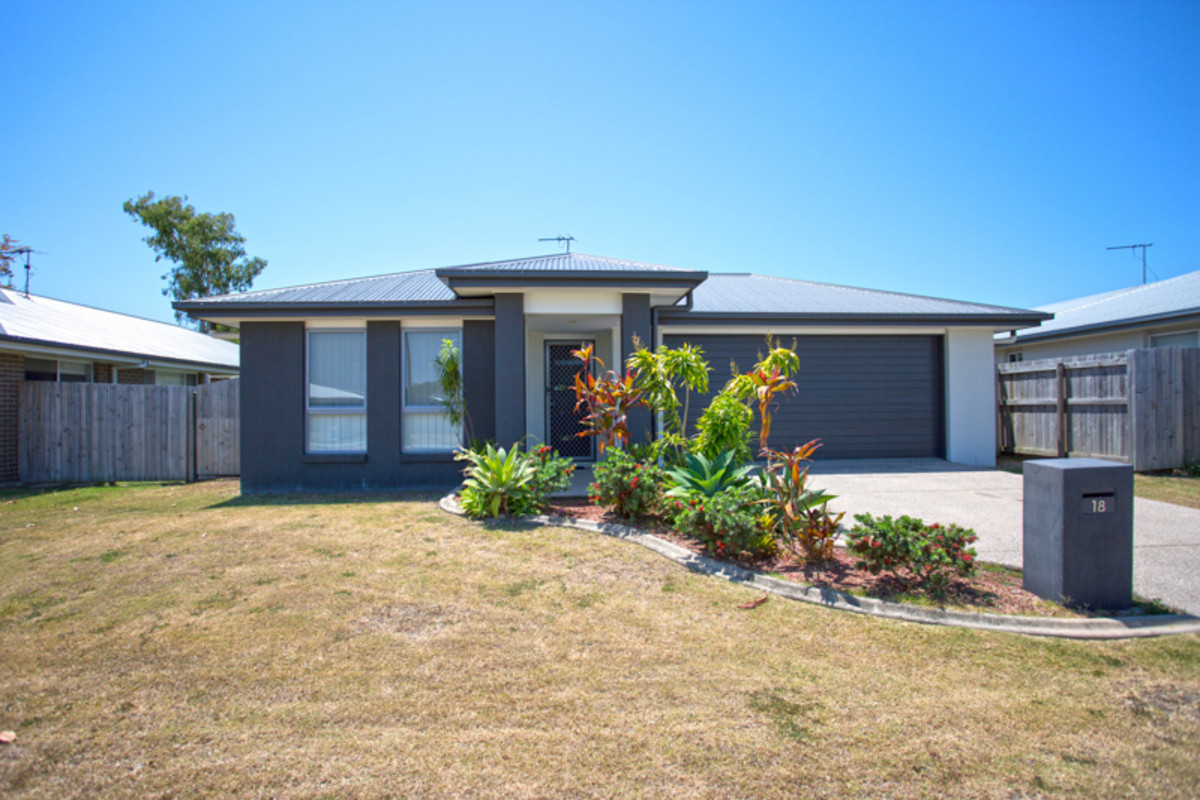 A Beauty in Andergrove Lakes
