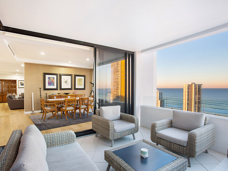 2202 / 17 Albert Avenue, Broadbeach Qld 4218
