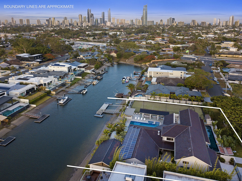 13-17 Binda Place, Bundall Qld 4217