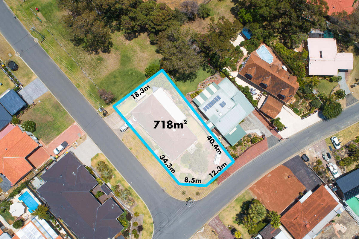 PARKSIDE VISTA WITH SUBDIVISION POTENTIAL – 718 SQM