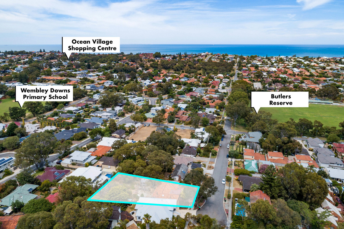 MASSIVE LANDHOLDING - 1244SQM