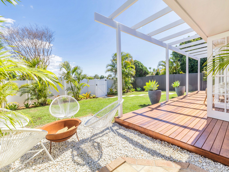 ULTRA RARE MERMAID WATERS SINGLE LEVEL DUPLEX