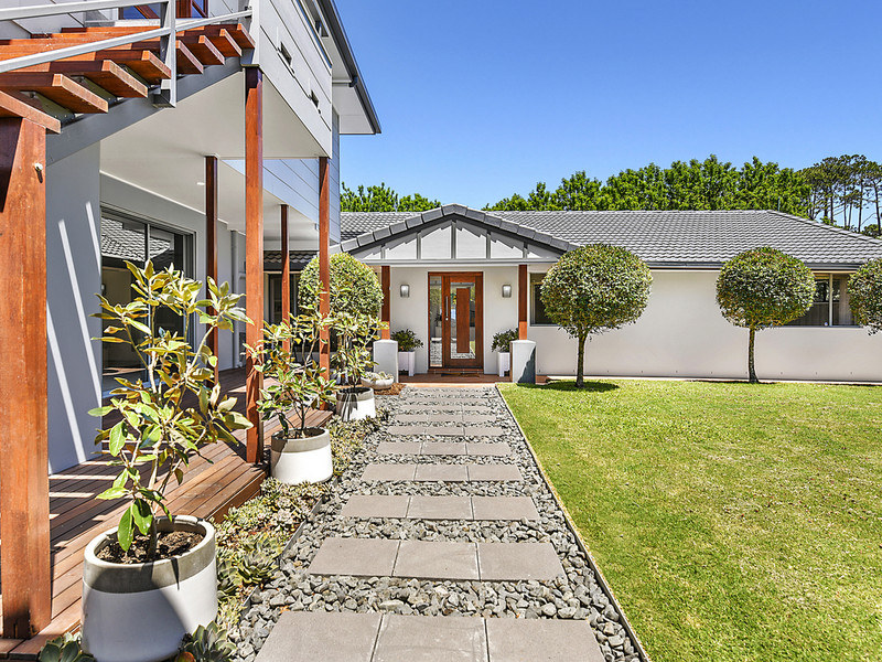 Ultimate dual living opportunity