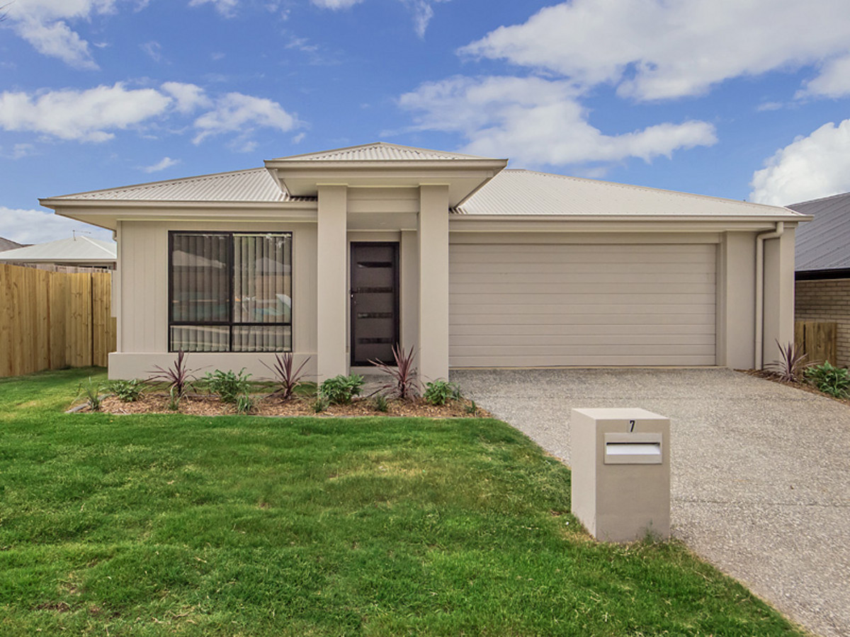 Stunning Home with Ducted Air Conditioning!
