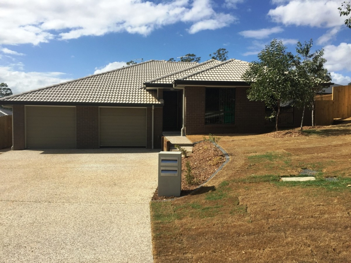 Brand New 1 Bedroom Duplex.