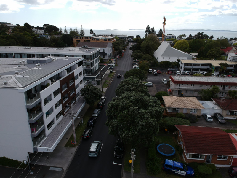 R2 / 25 Bute Road, Browns Bay, North Shore City, Auckland 0630