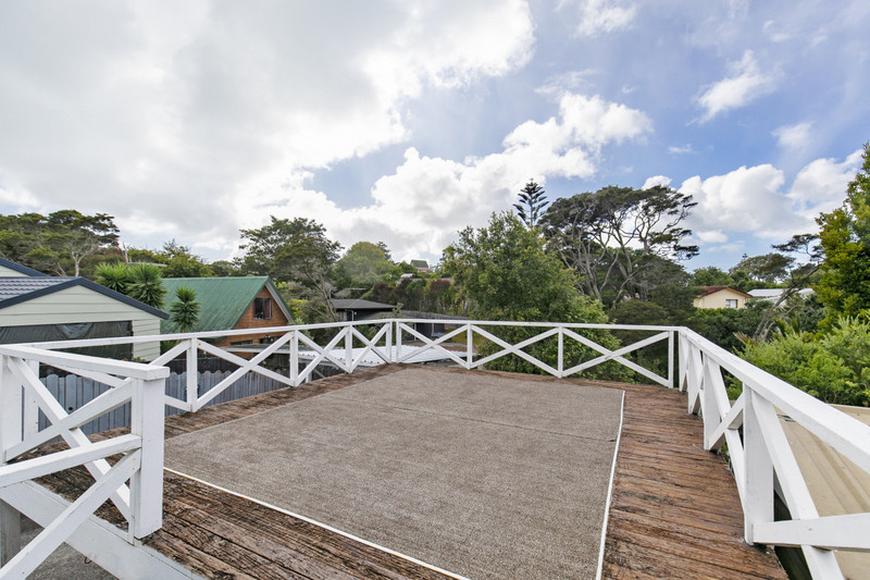 23 Shadon Place, Stanmore Bay, Rodney, Auckland 0932