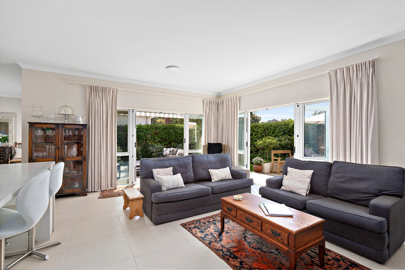 18 Kensington Drive, Orewa, Rodney, Auckland 0931