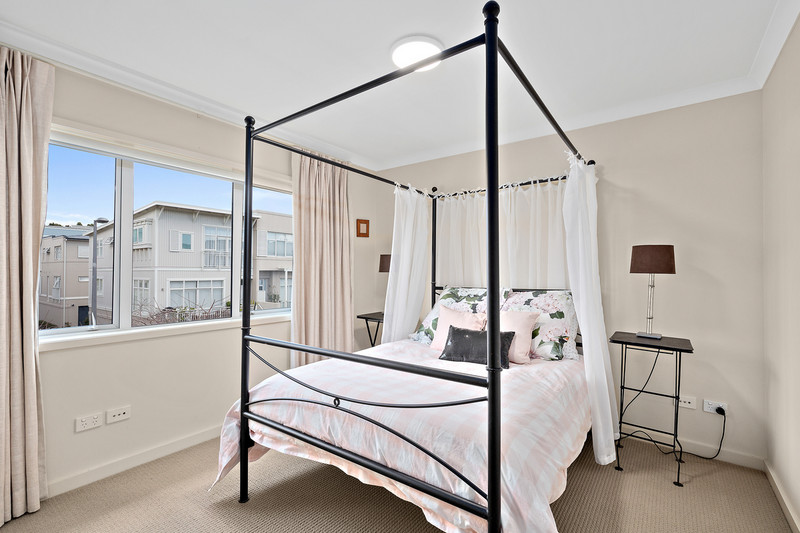 18 Kensington Drive, Orewa, Rodney, Auckland 0931