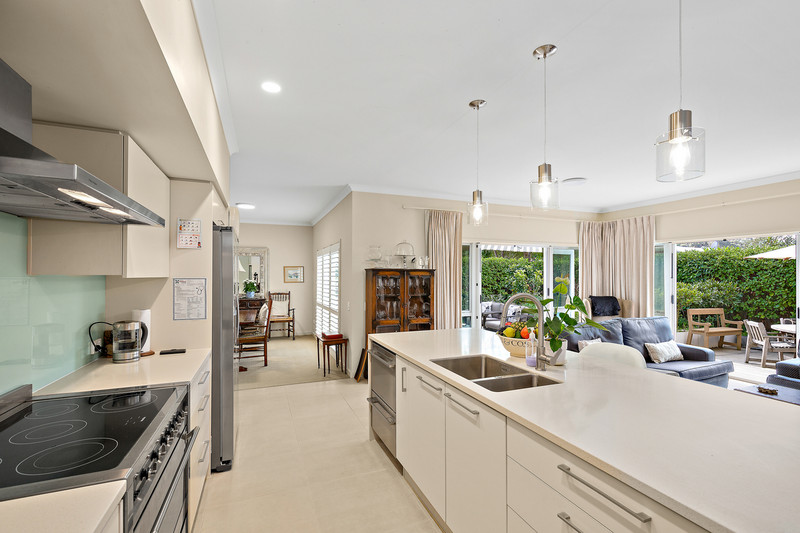 18 Kensington Drive, Orewa, Rodney, Auckland 0931
