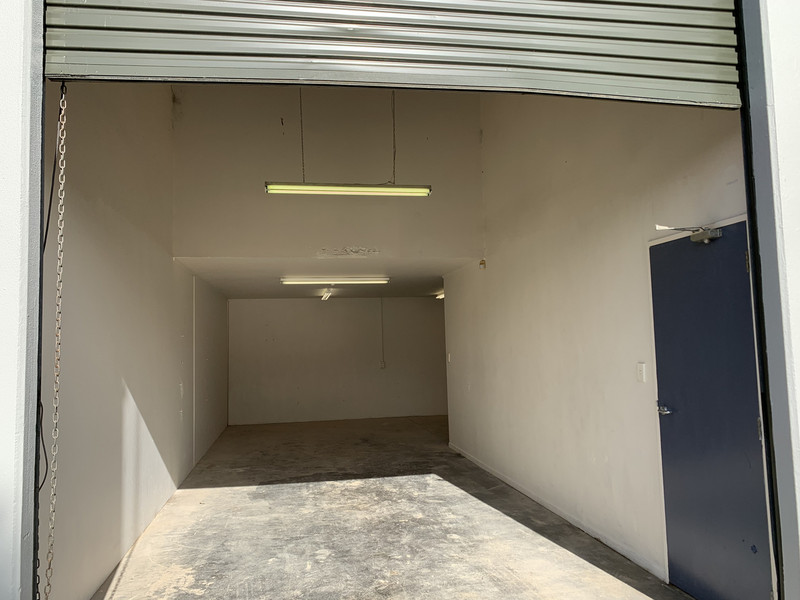 2 / 14 Airborne Road, Rosedale, North Shore City, Auckland 0632