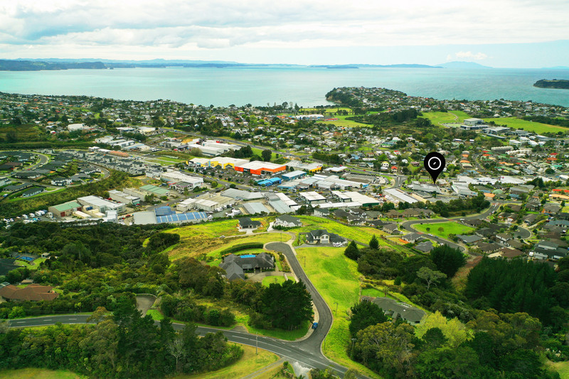 7 / 15 Karepiro Drive, Stanmore Bay, Rodney, Auckland 0932