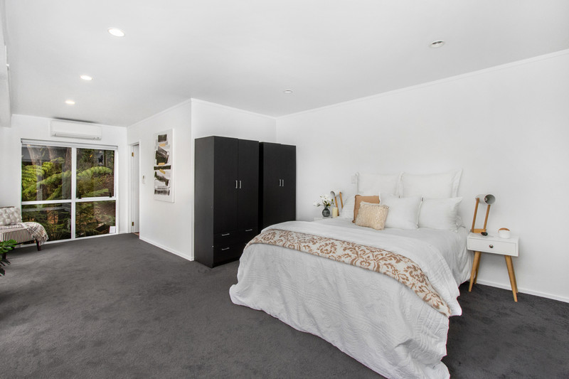 118 Glengarry Road, Glen Eden, Waitakere City, Auckland 0602