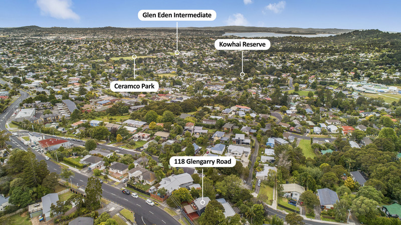 118 Glengarry Road, Glen Eden, Waitakere City, Auckland 0602