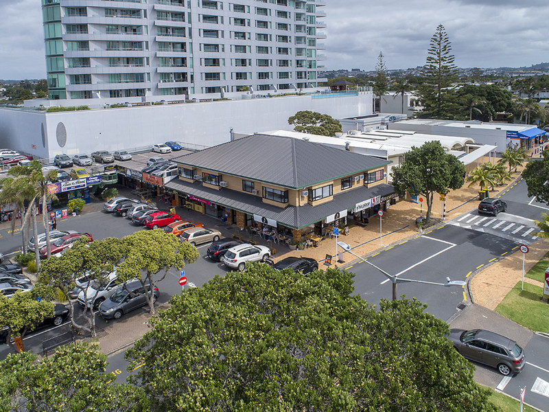 W / 8 Moana Avenue, Orewa, Rodney, Auckland 0931