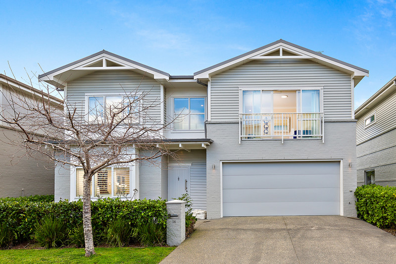 18 Kensington Drive, Orewa, Rodney, Auckland 0931