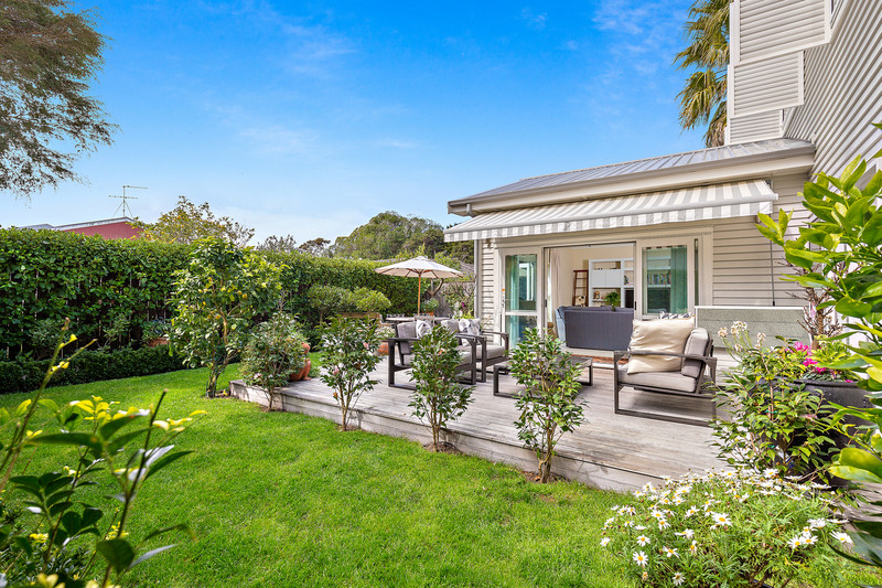 18 Kensington Drive, Orewa, Rodney, Auckland 0931