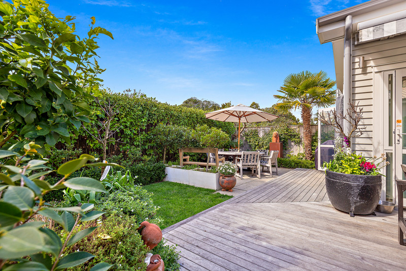 18 Kensington Drive, Orewa, Rodney, Auckland 0931