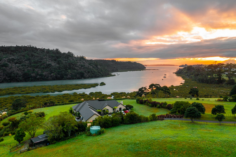 107 Warman Road, Okura, North Shore City, Auckland 1311