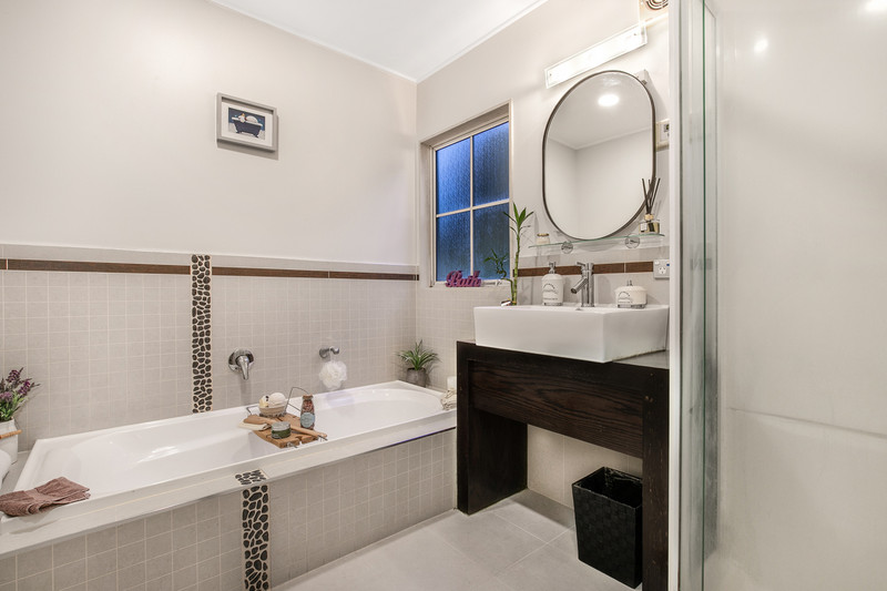 57a Ribbonwood Crescent, Goodwood Heights, Manukau City, Auckland 2105