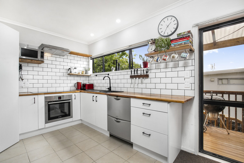 14 Holiday Road, Stanmore Bay, Rodney, Auckland 0932