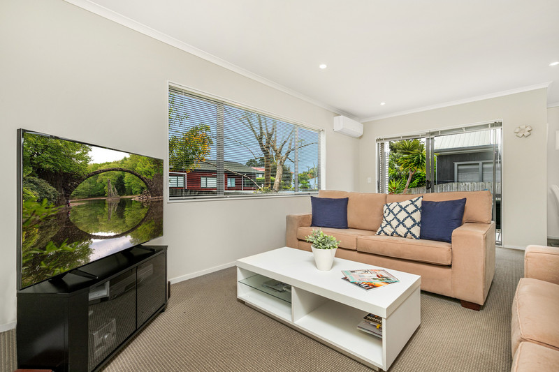 2 / 28 Holiday Road, Stanmore Bay, Rodney, Auckland 0932