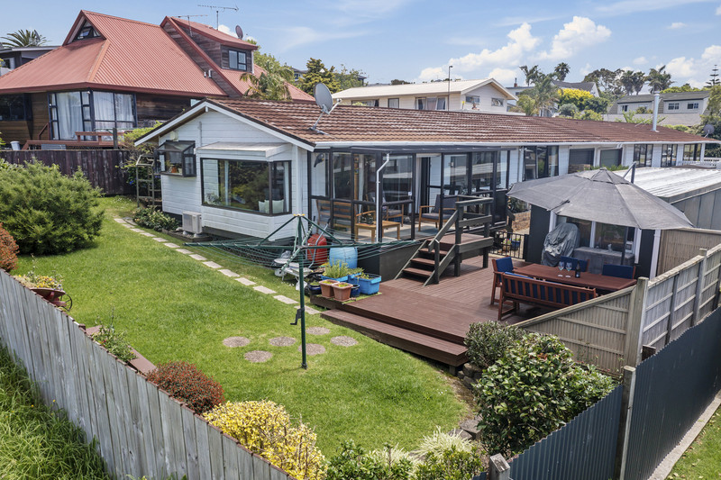 37b Albatross Road, Red Beach, Rodney, Auckland 0932