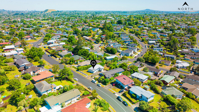 33 Riverhills Avenue, Pakuranga Heights, Manukau City, Auckland 2010