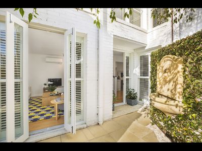 6/14 Woorigoleen Road, VIC 3142, aus