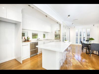 6/14 Woorigoleen Road, VIC 3142, aus