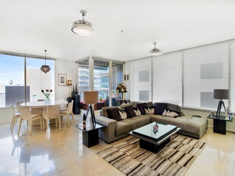 1006/82 Queens Road, VIC 3004, aus