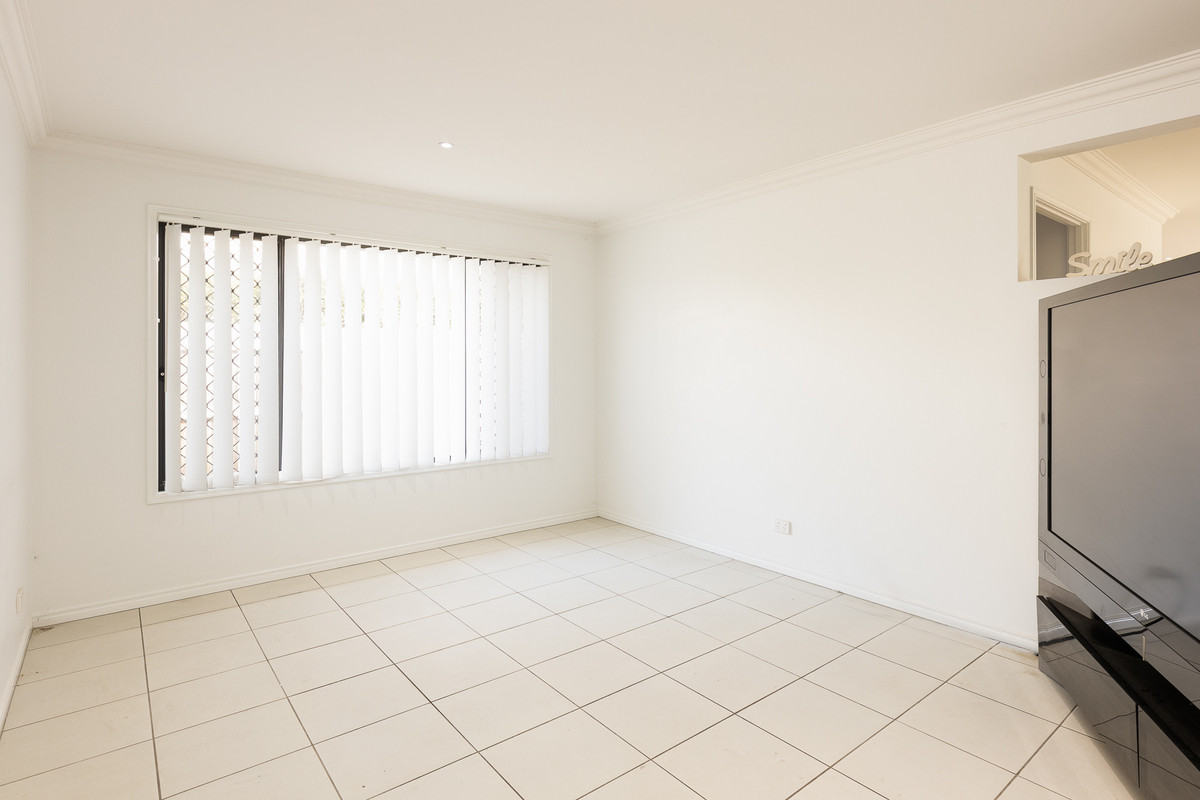 18 Lauren Circuit, BRIGHTON