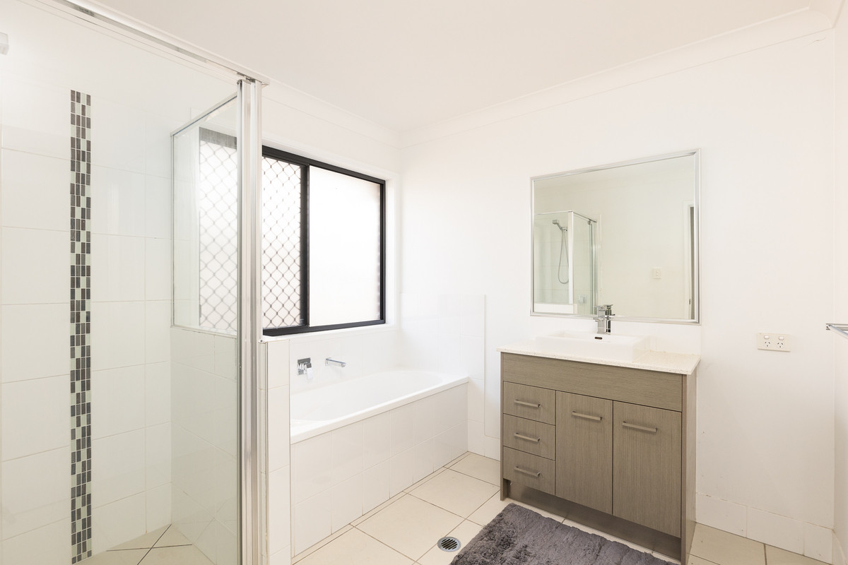 18 Lauren Circuit, BRIGHTON