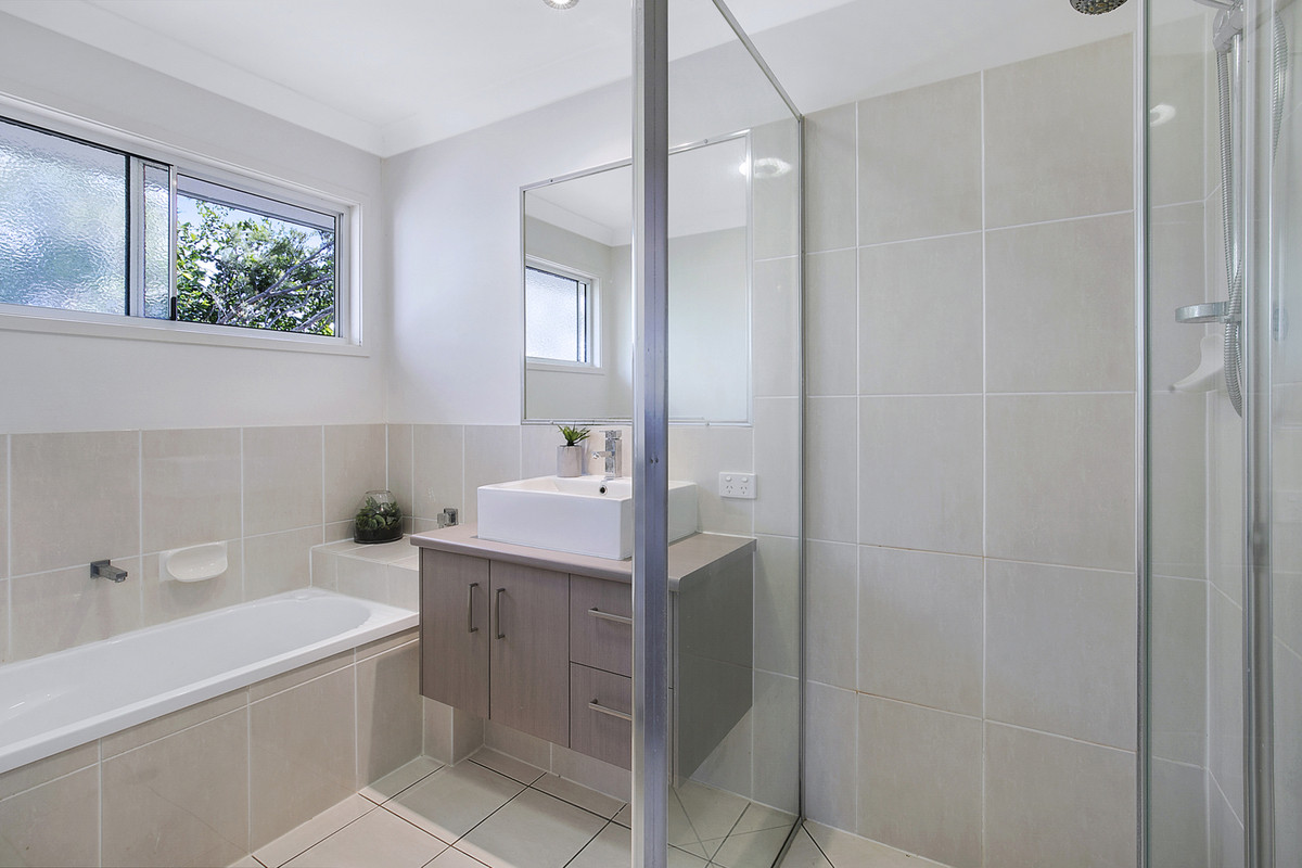 32 Wondall Road, Manly West