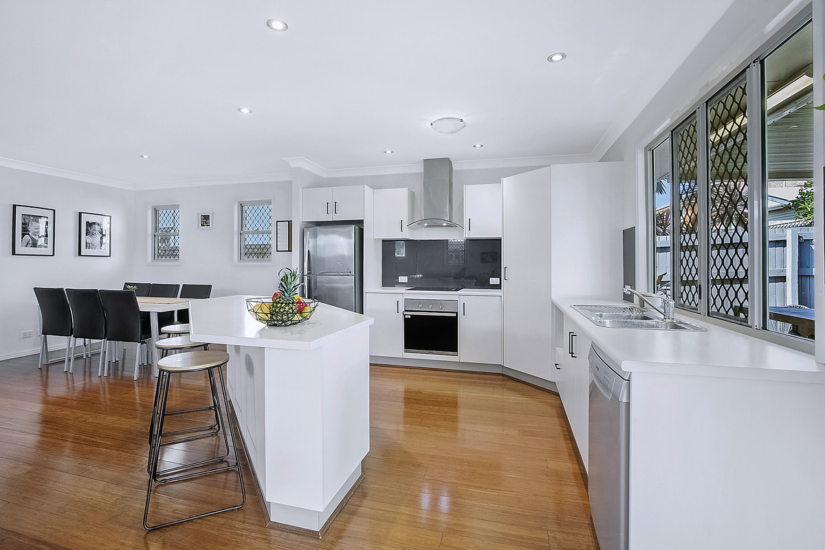 32 Wondall Road, Manly West