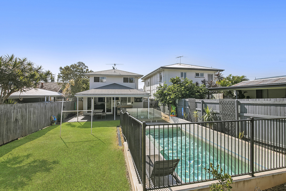 32 Wondall Road, Manly West