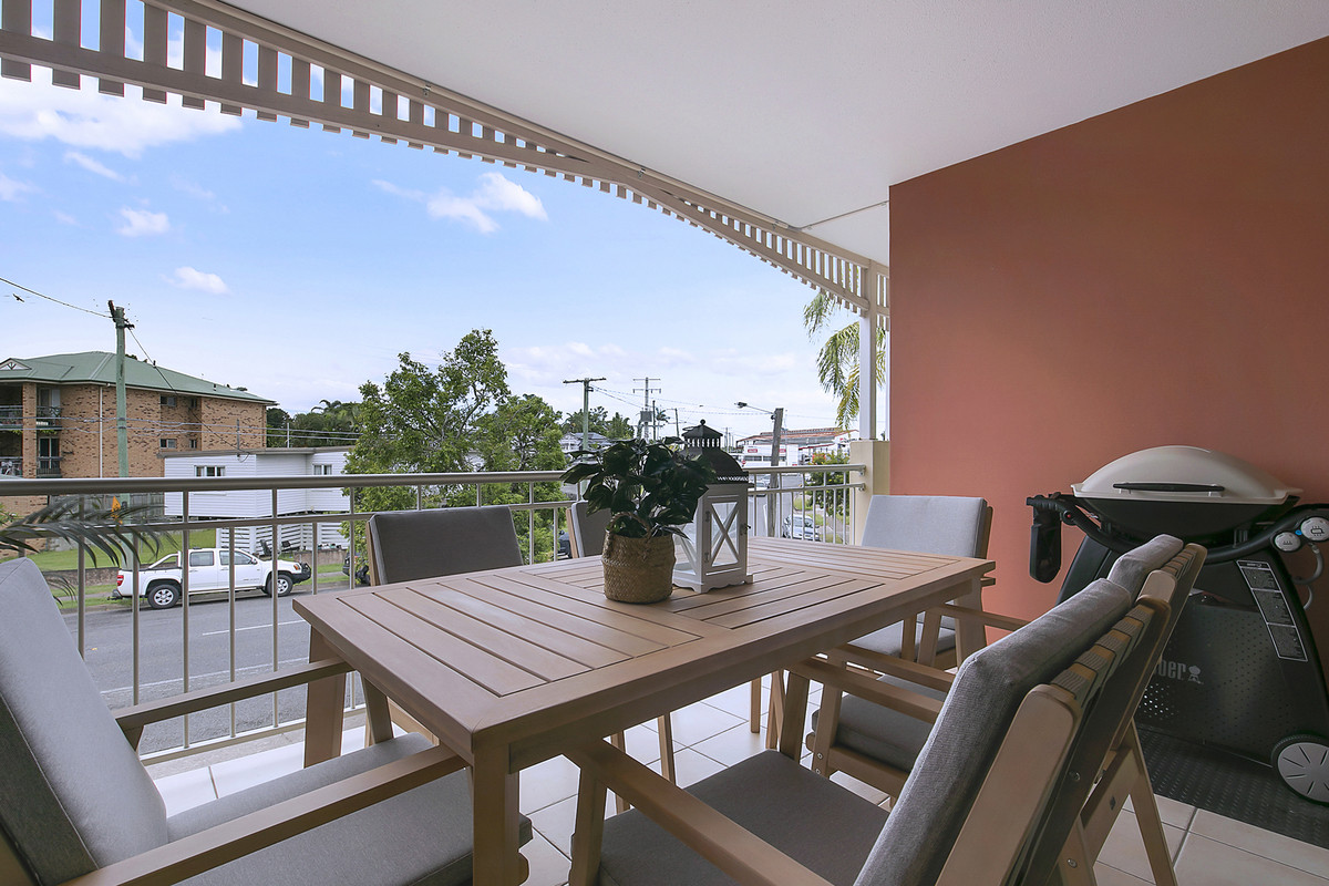 18 Jellicoe Street, Coorparoo