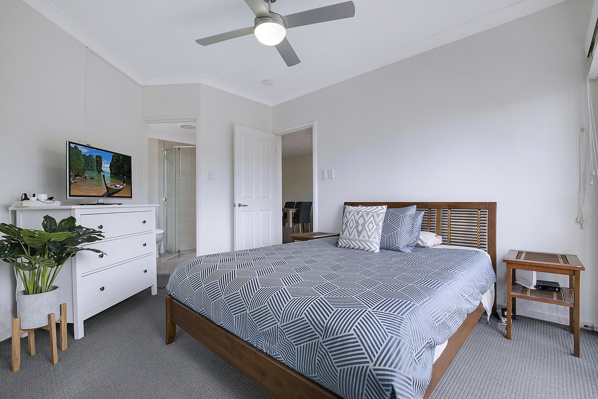 18 Jellicoe Street, Coorparoo