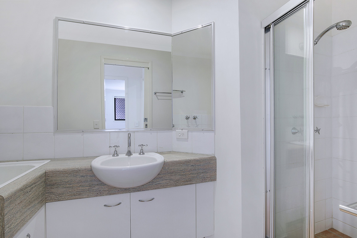 27 Campbell Street, Toowong