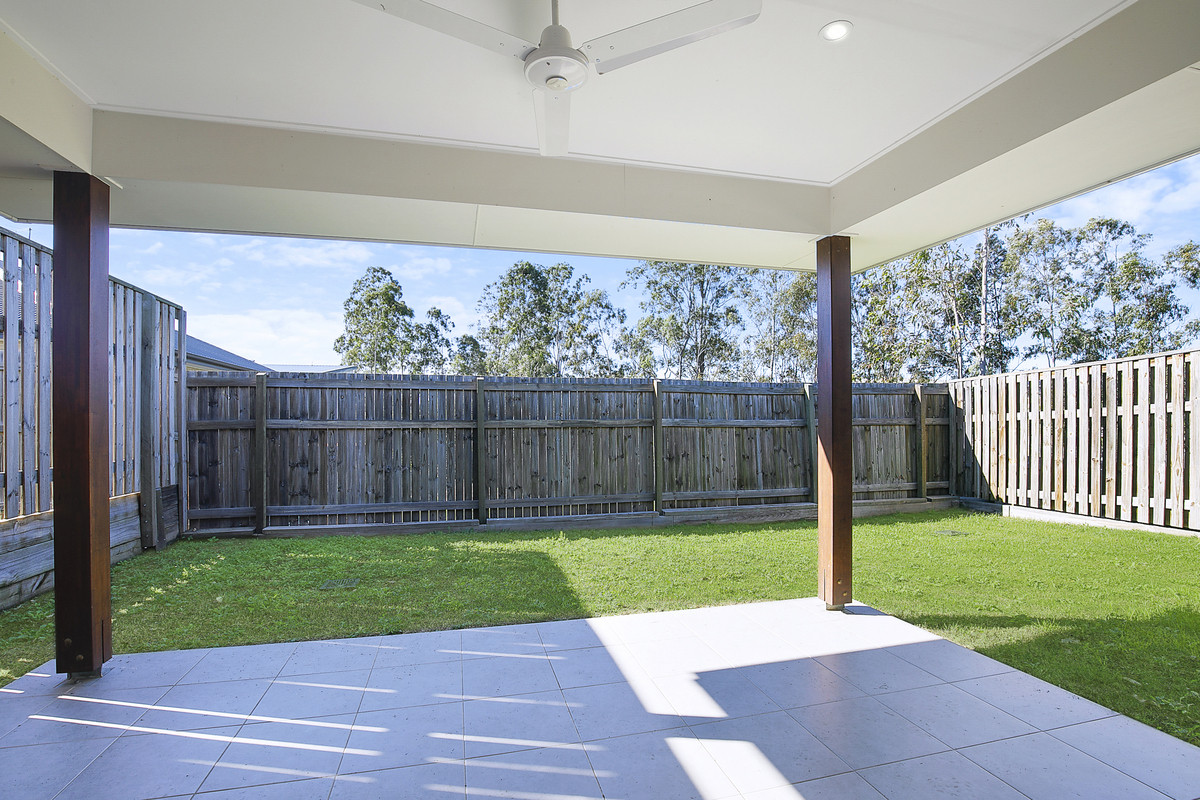 66 Cowie Street, Deebing Heights