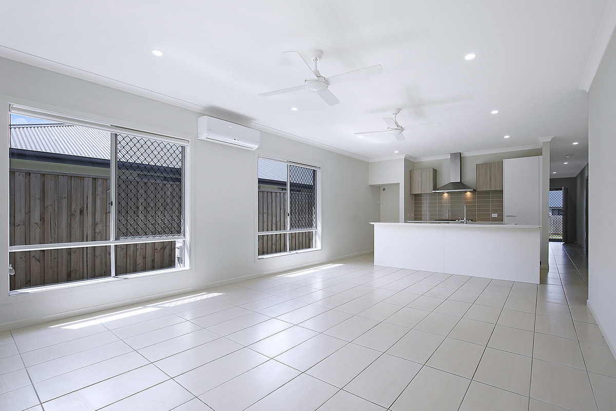 12 Holland Street, Bellbird Park