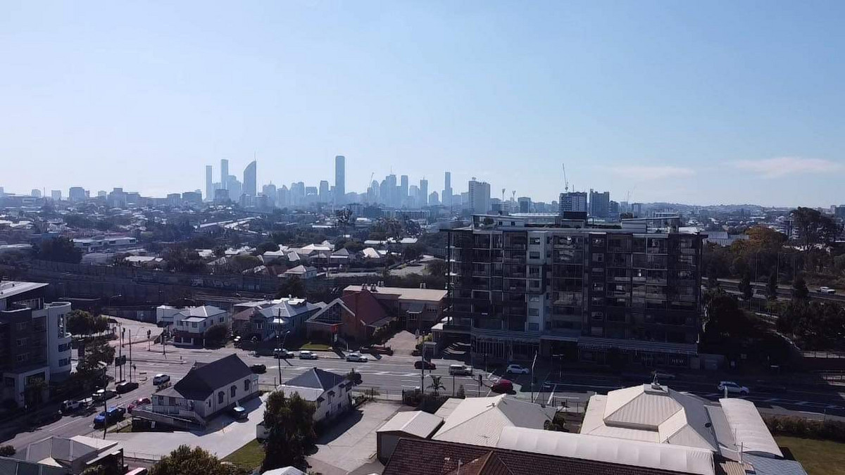 7-9 Carl Street, Woolloongabba