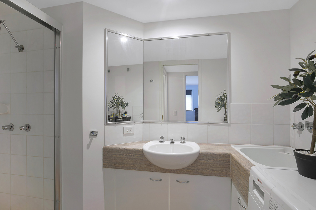 27 Campbell Street, Toowong