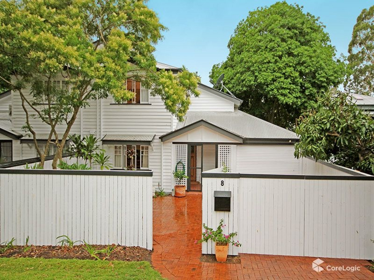 8 Gramere Avenue, Ashgrove