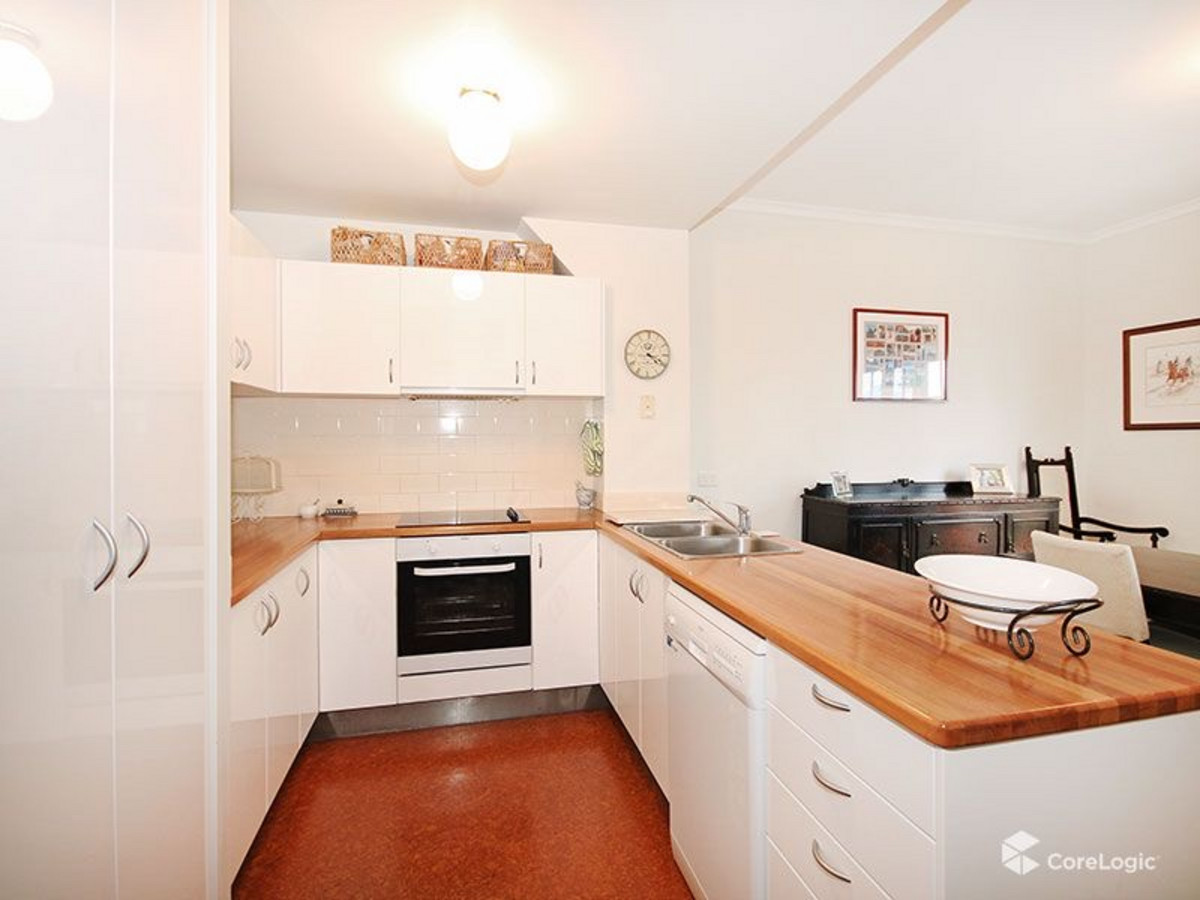 8 Gramere Avenue, Ashgrove