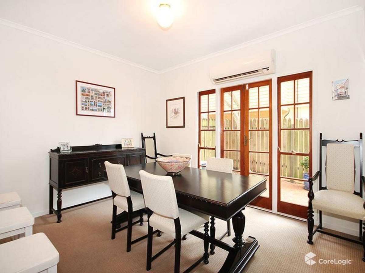 8 Gramere Avenue, Ashgrove