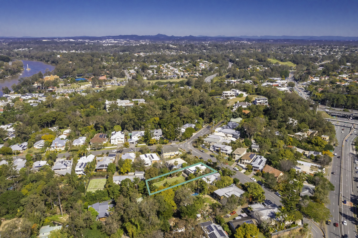 18 Usher Street, Indooroopilly