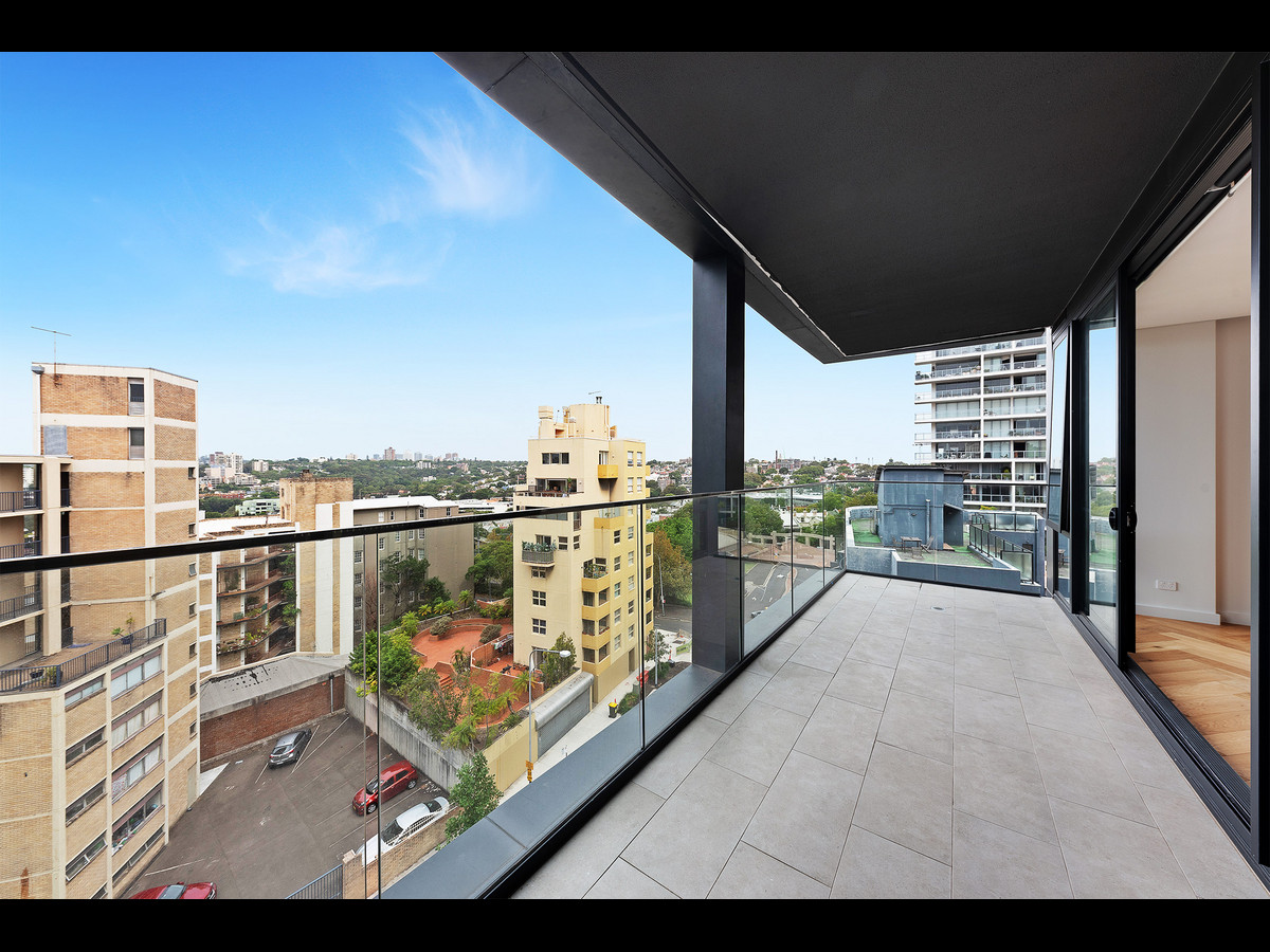 Brand New 2 bedroom apartment with Stunning Views Located on Level 7